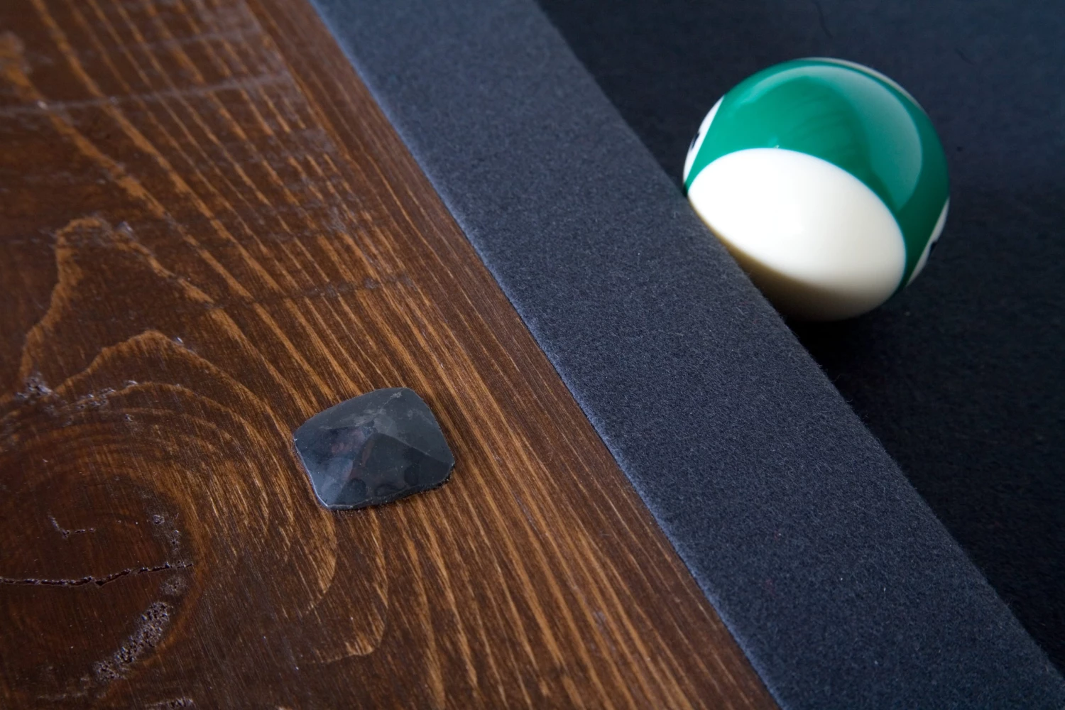 Viking Industries Viking Log 7' Barnwood Timber Lodge Pool Table BILLIARDS 7 Viking Industries Viking Log 7' Barnwood Timber Lodge Pool Table BILLIARDS